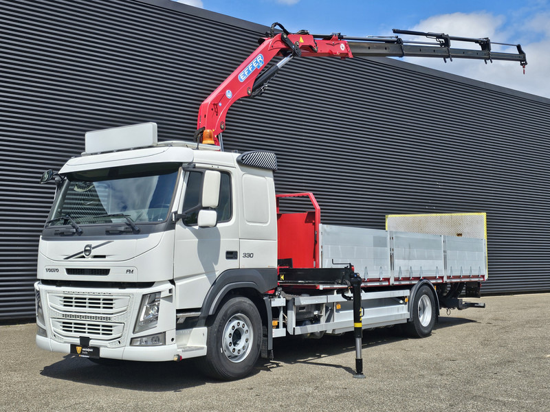 Volvo FM 330 4x2 / EFFER 12.5 t/m CRANE / KRAN - Truk derek: gambar 1 Volvo FM 330 4x2 / EFFER 12.5 t/m CRANE / KRAN - Truk derek: gambar 1