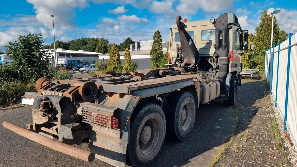 Atlas Abrollkipperaufbau 3 Achser Atlas Abrollkipperaufbau 3 Achser - Hook lift: gambar 2 Atlas Abrollkipperaufbau 3 Achser Atlas Abrollkipperaufbau 3 Achser - Hook lift: gambar 2