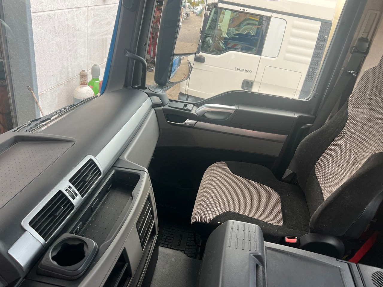 MAN 18.430 4X2 Meiller 3. Seitenkipper Top Zustand - Truk jungkit: gambar 4 MAN 18.430 4X2 Meiller 3. Seitenkipper Top Zustand - Truk jungkit: gambar 4