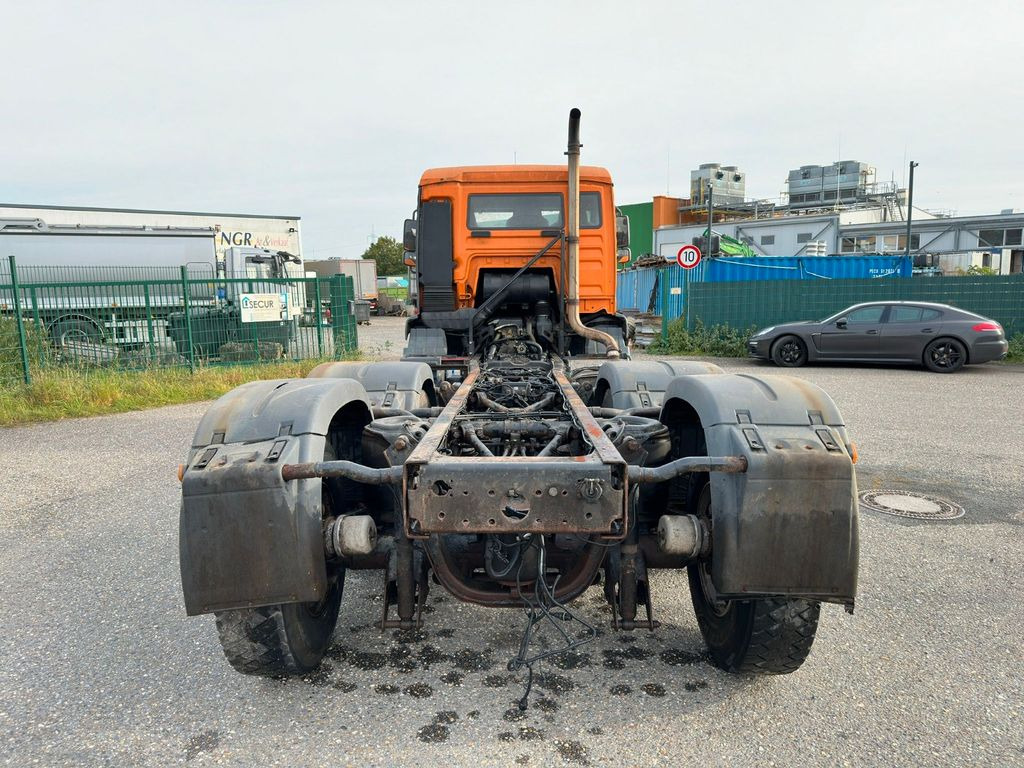 MAN 26.310 6x2 Fahrgestell Lift & Lenkachse MAN 26.310 6x2 Fahrgestell Lift & Lenkachse - Truk sasis: gambar 5 MAN 26.310 6x2 Fahrgestell Lift & Lenkachse MAN 26.310 6x2 Fahrgestell Lift & Lenkachse - Truk sasis: gambar 5