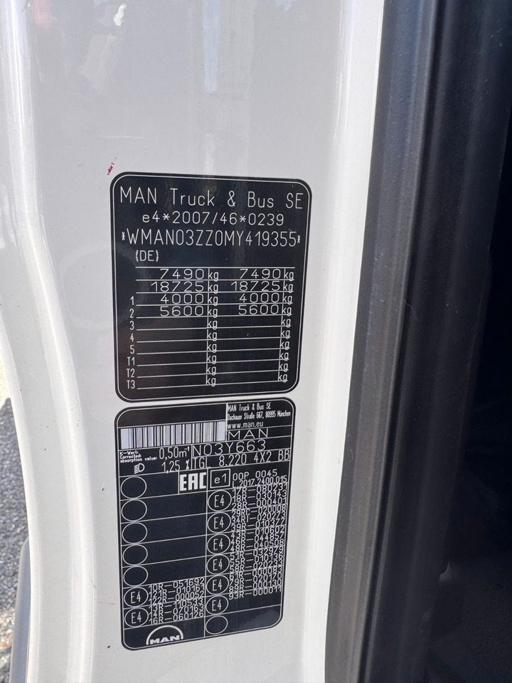 MAN 8.220 Meiller 3.S. Kipper Top Zustand - Truk jungkit: gambar 3 MAN 8.220 Meiller 3.S. Kipper Top Zustand - Truk jungkit: gambar 3