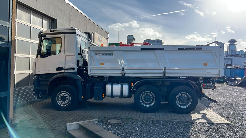 Mercedes-Benz 2648 6x4 3S. Kipper Meiller Bordmatik Top Zust. - Truk jungkit: gambar 1 Mercedes-Benz 2648 6x4 3S. Kipper Meiller Bordmatik Top Zust. - Truk jungkit: gambar 1
