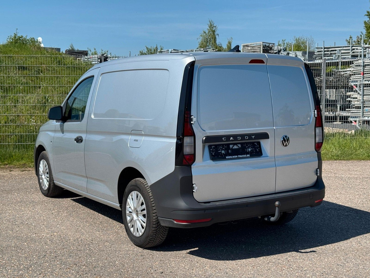 Volkswagen Caddy 4x2 | Klima | AHK | PDC | Spurhalteass. - Van penumpang: gambar 3 Volkswagen Caddy 4x2 | Klima | AHK | PDC | Spurhalteass. - Van penumpang: gambar 3