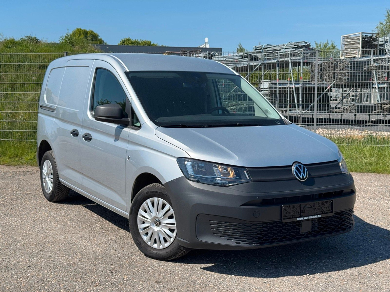 Volkswagen Caddy 4x2 | Klima | AHK | PDC | Spurhalteass. - Van penumpang: gambar 1 Volkswagen Caddy 4x2 | Klima | AHK | PDC | Spurhalteass. - Van penumpang: gambar 1