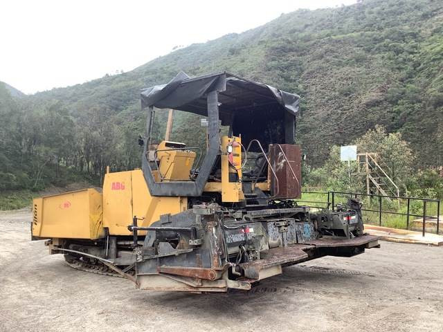 ABG Titan 423-1 - Paver aspal: gambar 2 ABG Titan 423-1 - Paver aspal: gambar 2