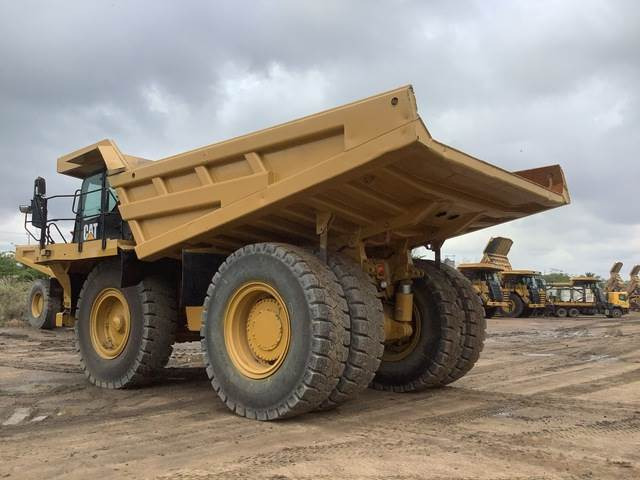 CAT 777F - Truk batu/ Dumper iebes: gambar 2 CAT 777F - Truk batu/ Dumper iebes: gambar 2