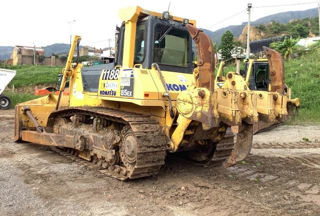 Komatsu D85EX-15 - Bulldozer: gambar 2 Komatsu D85EX-15 - Bulldozer: gambar 2