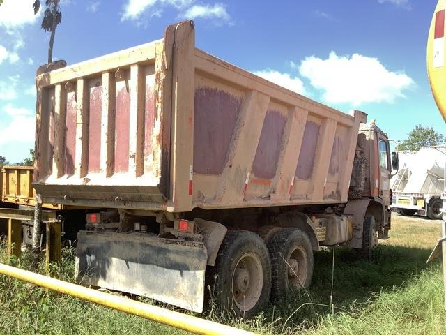 Mercedes-Benz ACTROS 3341 - Truk jungkit: gambar 3 Mercedes-Benz ACTROS 3341 - Truk jungkit: gambar 3