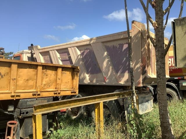 Mercedes-Benz ACTROS 3341 - Truk jungkit: gambar 2 Mercedes-Benz ACTROS 3341 - Truk jungkit: gambar 2