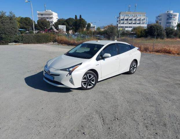 Toyota Prius Hybrid - Mobil: gambar 1 Toyota Prius Hybrid - Mobil: gambar 1