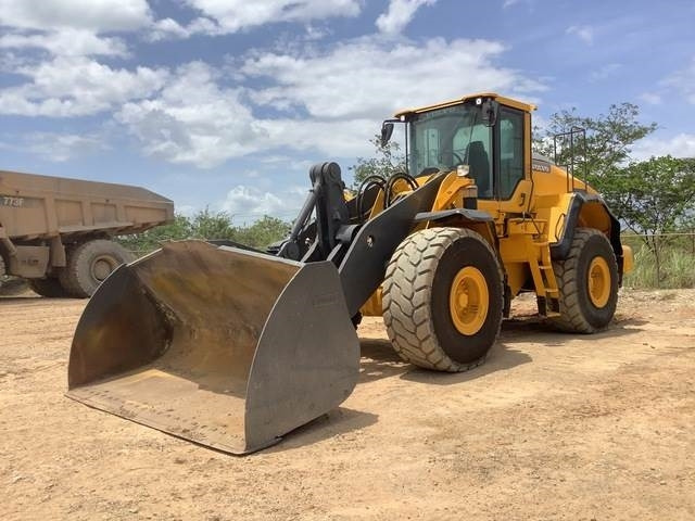 Volvo L150H - Wheel loader: gambar 1 Volvo L150H - Wheel loader: gambar 1