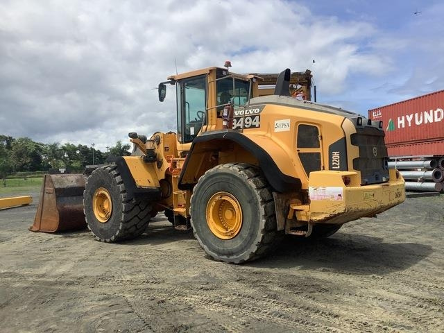 Volvo L220H - Wheel loader: gambar 2 Volvo L220H - Wheel loader: gambar 2