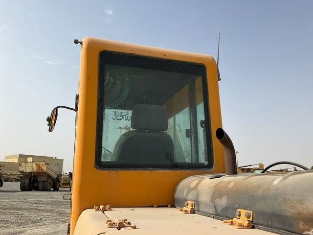 Ekskavator roda Ascesco AZM-65W-8: gambar 19 Ekskavator roda Ascesco AZM-65W-8: gambar 19