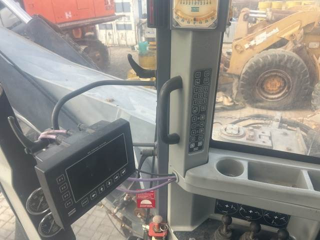 Anjungan pengeboran Atlas Copco ROCL8: gambar 19