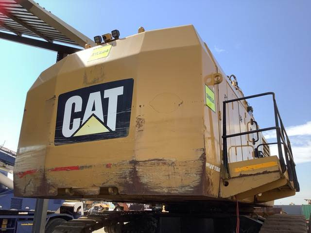 Ekskavator perayap CAT 6015B: gambar 18
