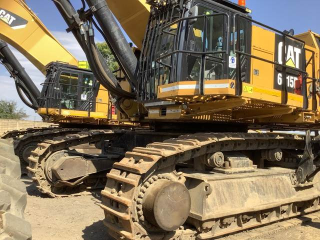 Ekskavator perayap CAT 6015B: gambar 16