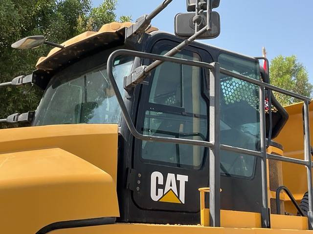 Tempat sampah artikulasi CAT 745: gambar 13