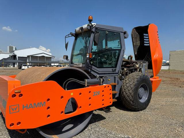 Pemadat Hamm 320: gambar 9
