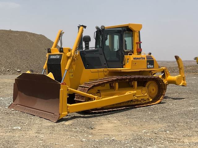 Komatsu D85EX-15 - Bulldozer: gambar 1 Komatsu D85EX-15 - Bulldozer: gambar 1
