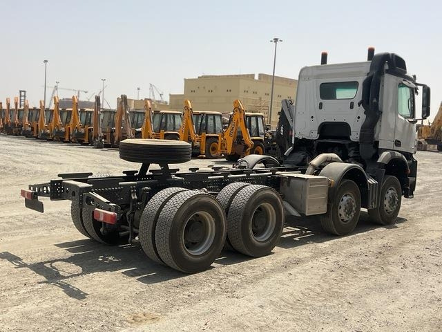 Mercedes-Benz Arocs 4240 - Truk sasis: gambar 3 Mercedes-Benz Arocs 4240 - Truk sasis: gambar 3