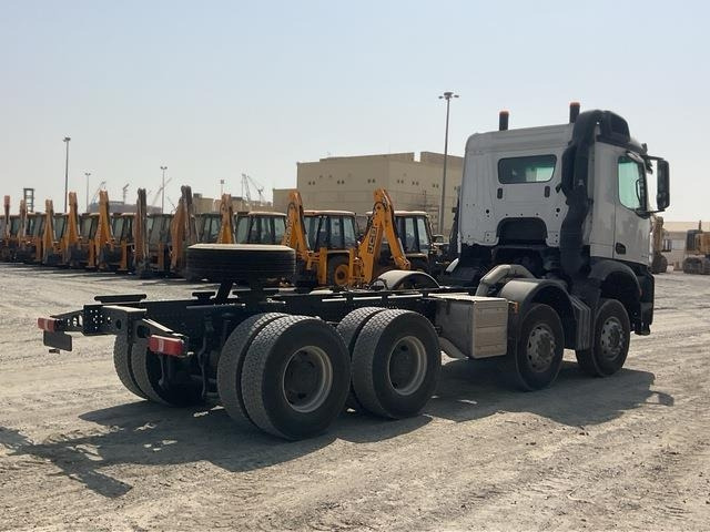 Mercedes-Benz Arocs 4240 - Truk sasis: gambar 3 Mercedes-Benz Arocs 4240 - Truk sasis: gambar 3