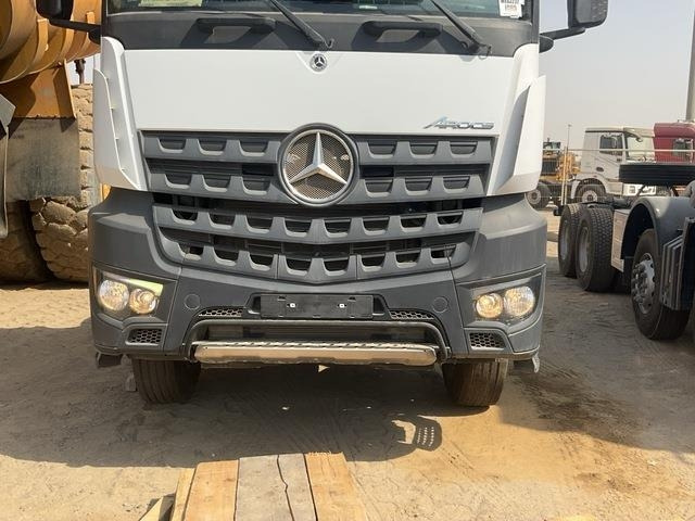 Truk sasis Mercedes-Benz Arocs 4240: gambar 13