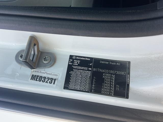 Mercedes-Benz Arocs 4240 - Truk sasis: gambar 5 Mercedes-Benz Arocs 4240 - Truk sasis: gambar 5