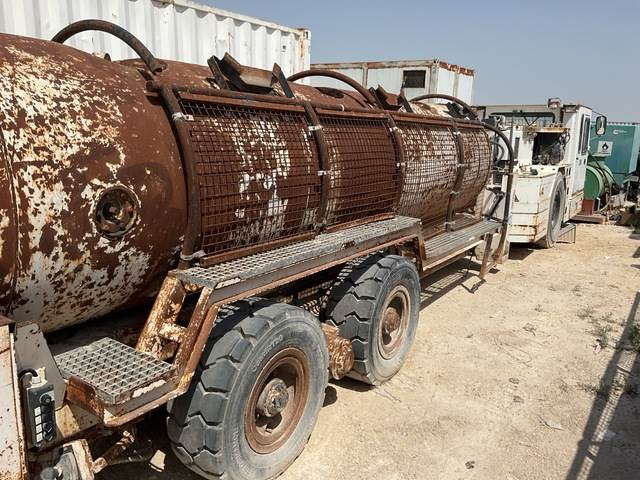 Muhlhauser PMT 4000 - Truk pengaduk beton: gambar 2 Muhlhauser PMT 4000 - Truk pengaduk beton: gambar 2
