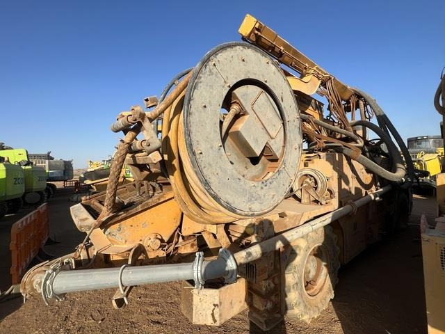 Putzmeister WETKRET5 - Truk pompa beton: gambar 4 Putzmeister WETKRET5 - Truk pompa beton: gambar 4