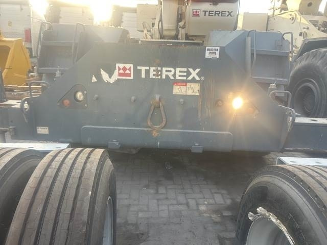 Derek medan kasar Terex RT555: gambar 13 Derek medan kasar Terex RT555: gambar 13