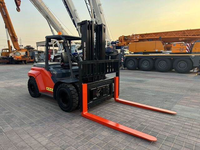 Toyota 8FD70N - Forklift diesel: gambar 4 Toyota 8FD70N - Forklift diesel: gambar 4