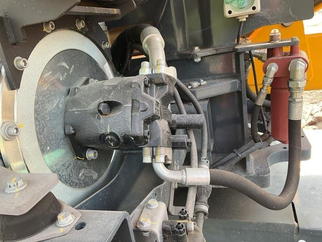 Boom artikulasi Haulotte HA16RT: gambar 16