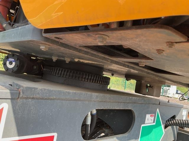 Boom artikulasi Haulotte HA16RT: gambar 21