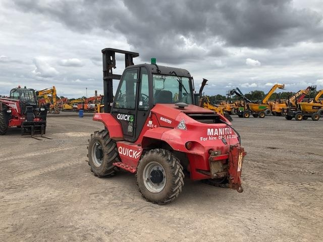 Manitou M26-4 - Forklift medan kasar: gambar 2 Manitou M26-4 - Forklift medan kasar: gambar 2