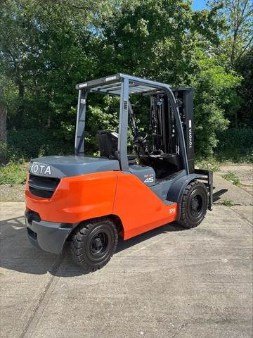 Toyota 8FD45F - Forklift diesel: gambar 2 Toyota 8FD45F - Forklift diesel: gambar 2