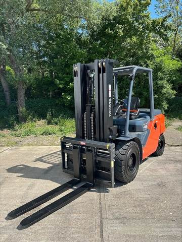 Toyota 8FD45F - Forklift diesel: gambar 1 Toyota 8FD45F - Forklift diesel: gambar 1