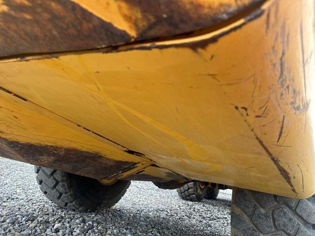 Tempat sampah artikulasi Volvo A25F: gambar 13