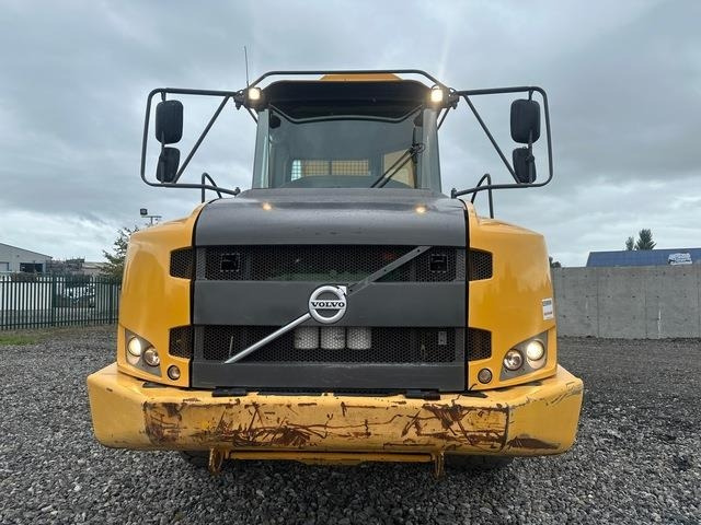 Tempat sampah artikulasi Volvo A25F: gambar 22