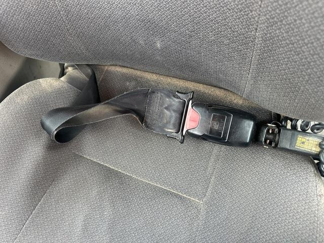 Tempat sampah artikulasi Volvo A25F: gambar 23