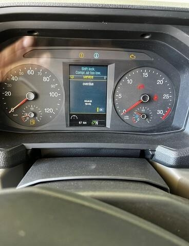 MAN TGM18.250 - Truk tangki: gambar 4 MAN TGM18.250 - Truk tangki: gambar 4