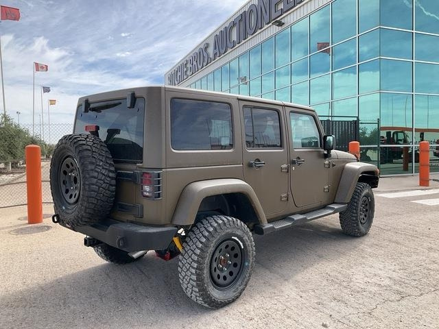 Jeep Wrangler JK Command - Mobil: gambar 3 Jeep Wrangler JK Command - Mobil: gambar 3