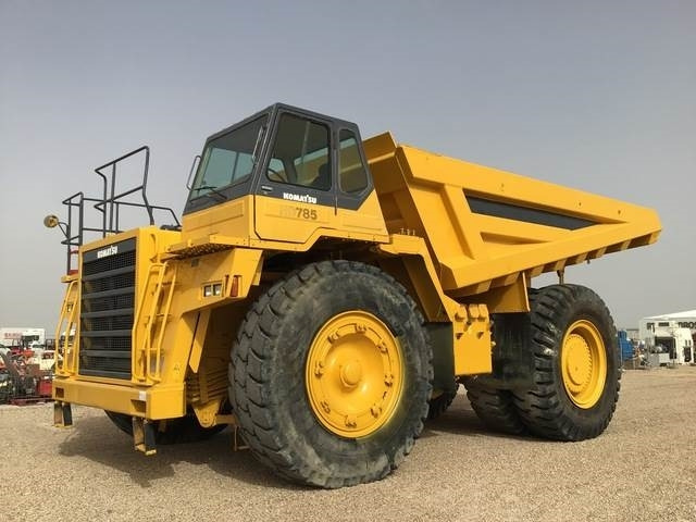 Komatsu HD785-5 - Truk batu/ Dumper iebes: gambar 1 Komatsu HD785-5 - Truk batu/ Dumper iebes: gambar 1