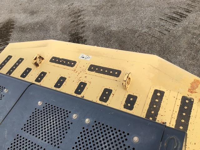 Ekskavator perayap Komatsu PC800-8: gambar 16 Ekskavator perayap Komatsu PC800-8: gambar 16