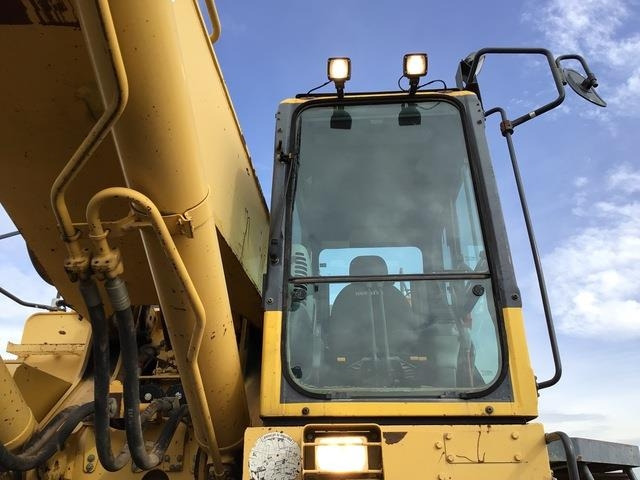 Ekskavator perayap Komatsu PC800-8: gambar 13 Ekskavator perayap Komatsu PC800-8: gambar 13