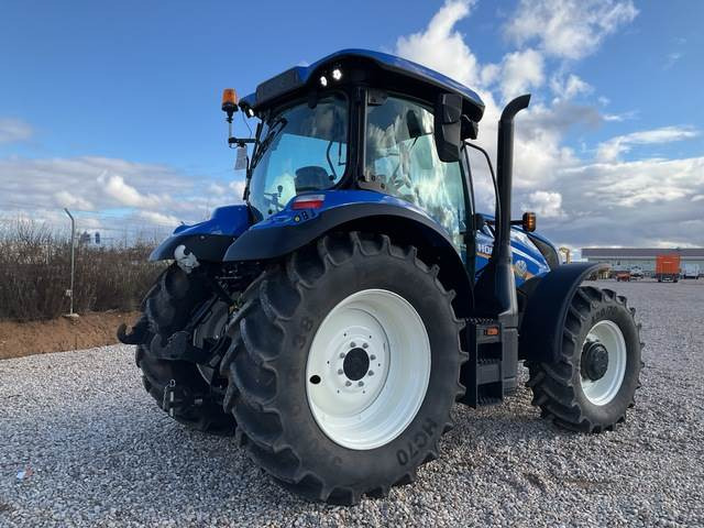 New Holland T6.145 - Traktor: gambar 3 New Holland T6.145 - Traktor: gambar 3