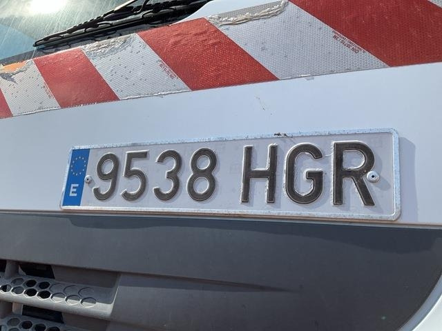 Truk bajak salju Renault Kerax 430DXI: gambar 6