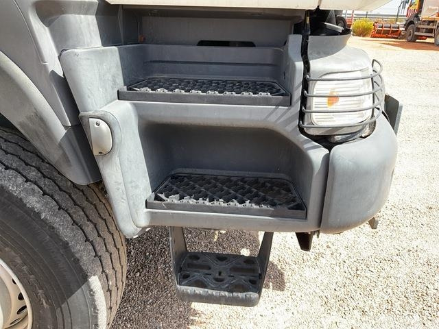 Truk bajak salju Renault Kerax 430DXI: gambar 12