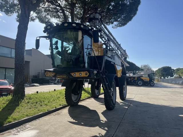Mazzotti MAF 4240 M - Penyemprot self-propelled: gambar 1 Mazzotti MAF 4240 M - Penyemprot self-propelled: gambar 1