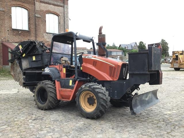 Ditch Witch RT115H - Mesin penggali parit: gambar 4 Ditch Witch RT115H - Mesin penggali parit: gambar 4