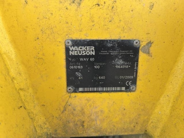 Wacker Neuson WAV60 - Pelat getar: gambar 5 Wacker Neuson WAV60 - Pelat getar: gambar 5